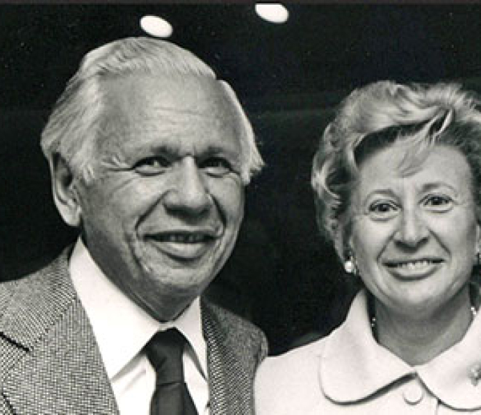 Portrait of Founder Leonard Davis and wife